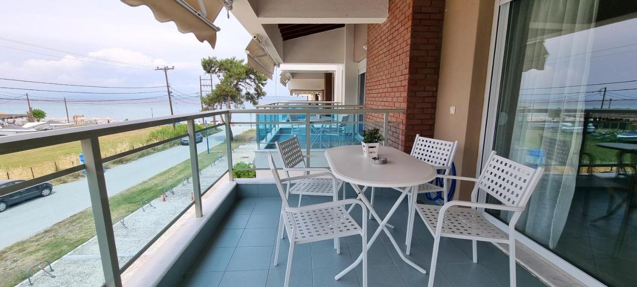 Bungalow White Apartments 波利克罗诺 外观 照片