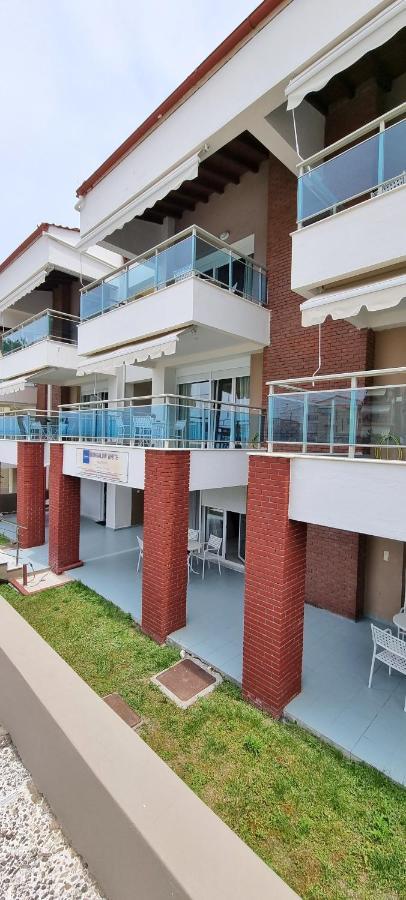 Bungalow White Apartments 波利克罗诺 外观 照片