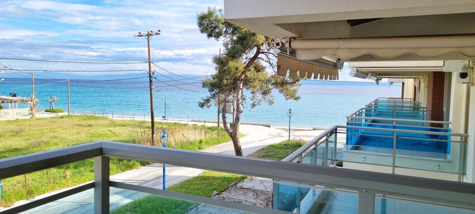 Bungalow White Apartments 波利克罗诺 客房 照片