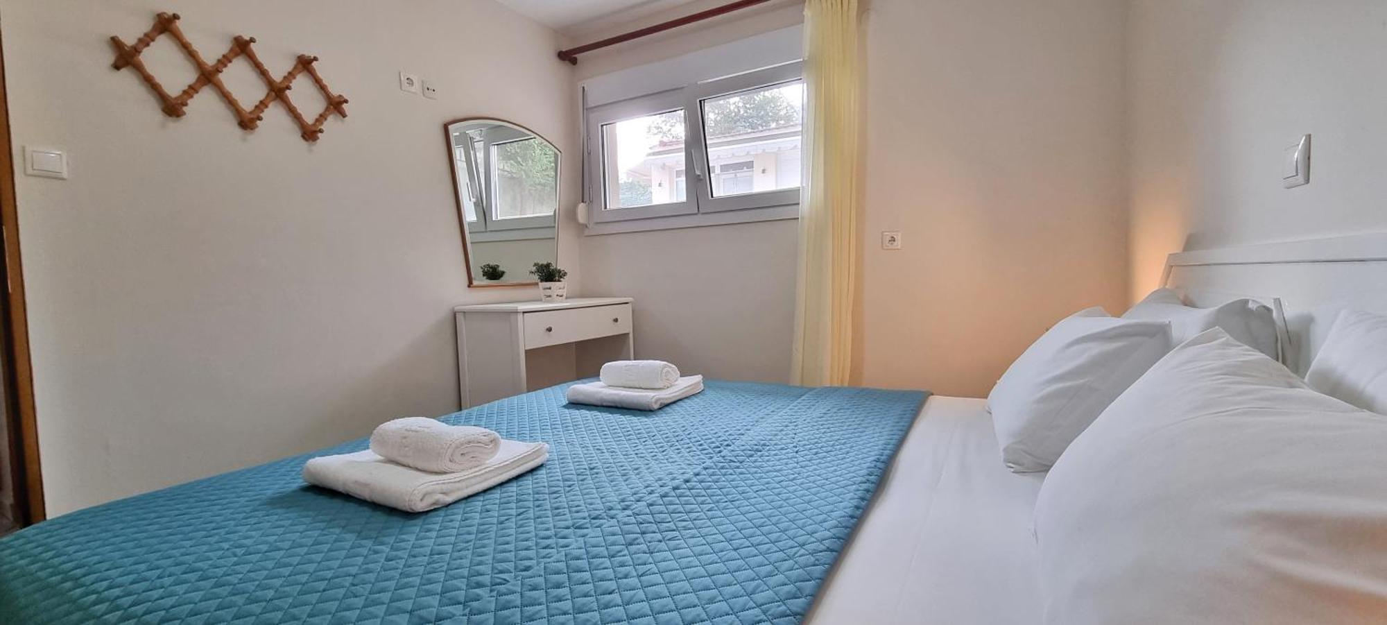 Bungalow White Apartments 波利克罗诺 客房 照片