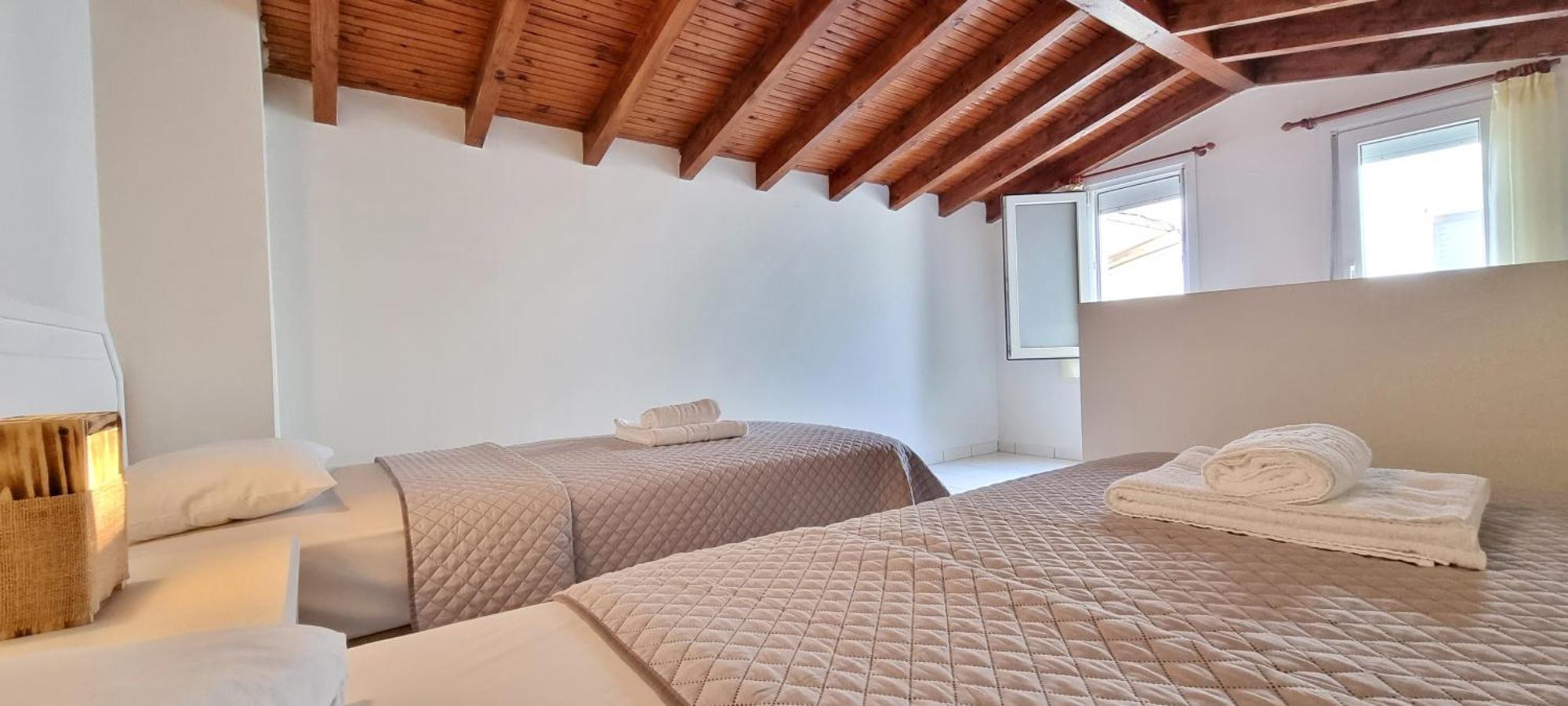 Bungalow White Apartments 波利克罗诺 客房 照片