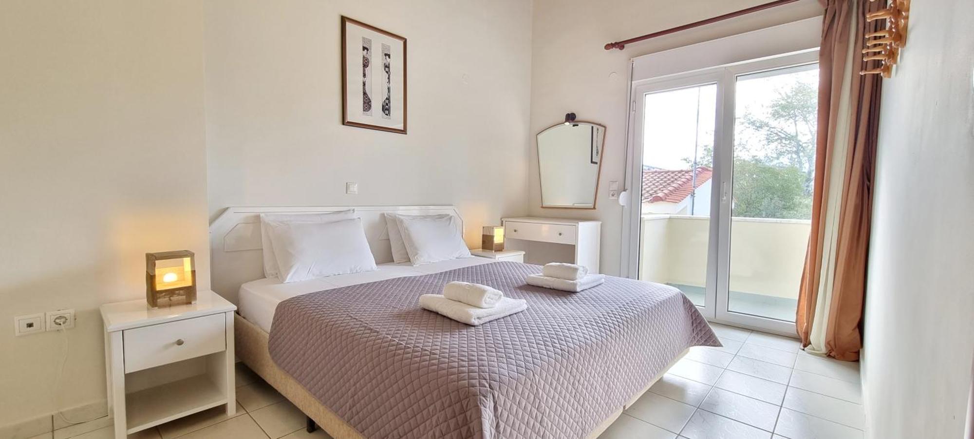 Bungalow White Apartments 波利克罗诺 客房 照片